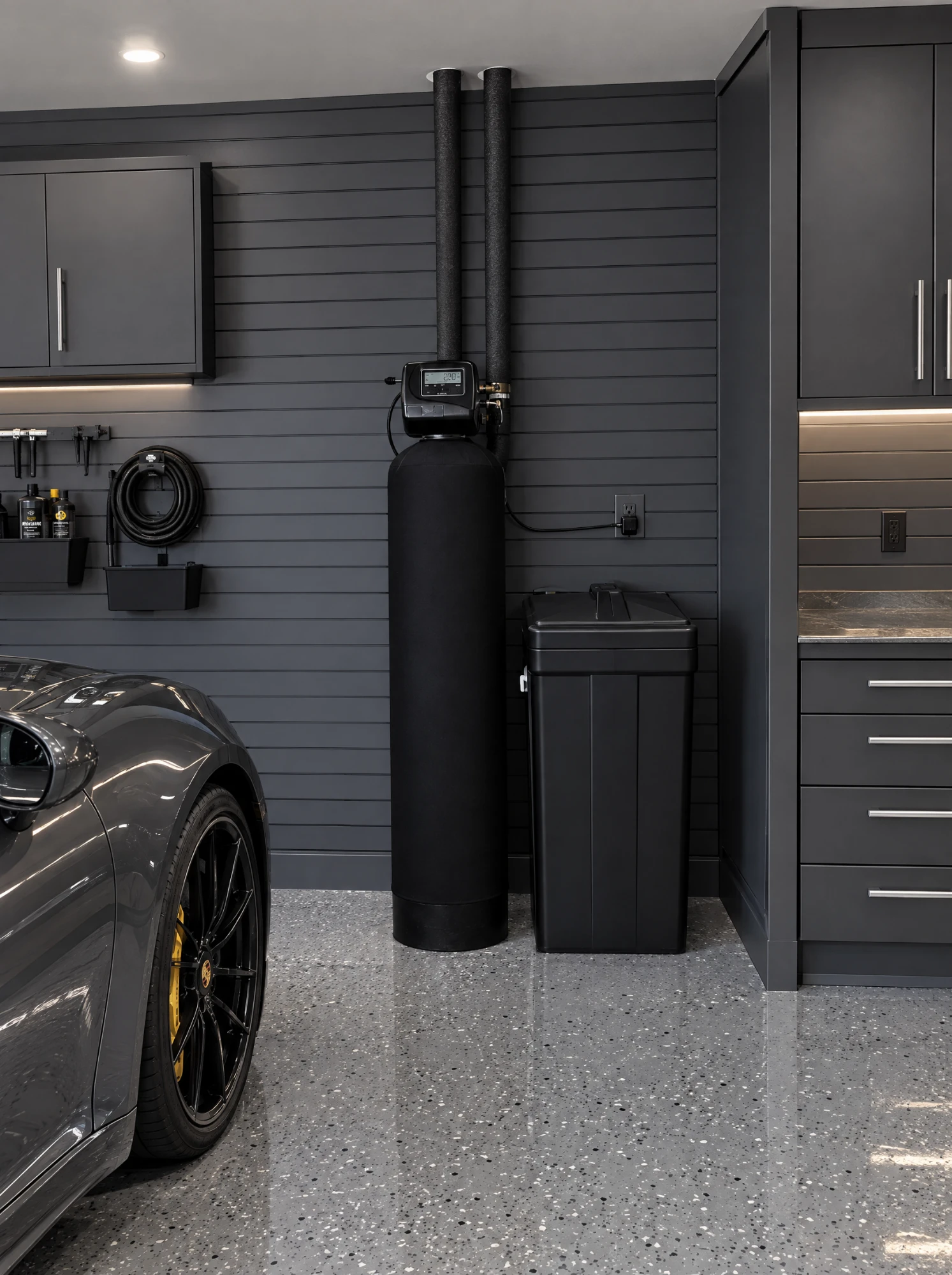 Single-tank softener